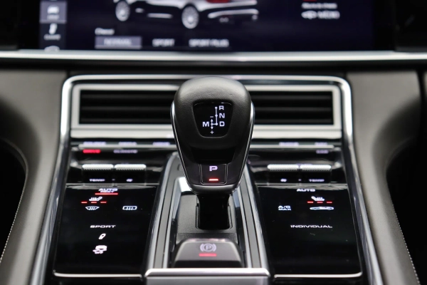 Foto do veiculo PORSCHE PANAMERA 4S