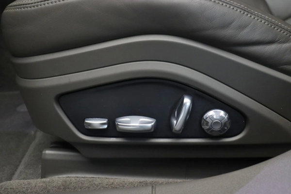 Foto do veiculo PORSCHE PANAMERA 4S