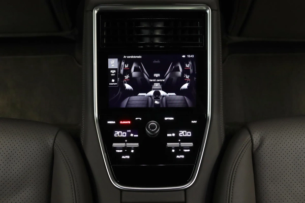 Foto do veiculo PORSCHE PANAMERA 4S