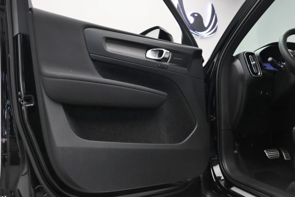 Foto do veiculo VOLVO XC40 P8 RECHARGE PURE ELECTRIC