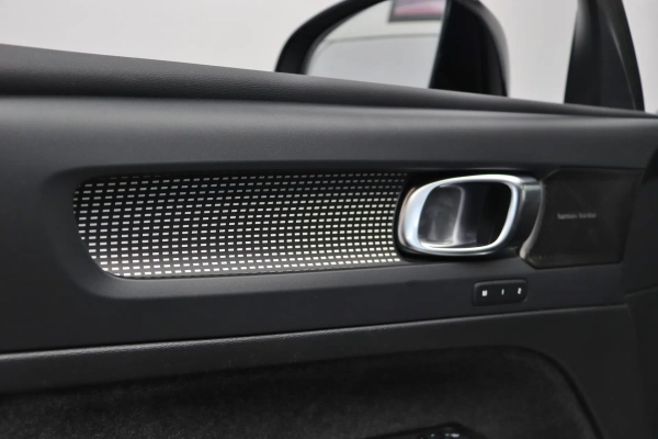 Foto do veiculo VOLVO XC40 P8 RECHARGE PURE ELECTRIC