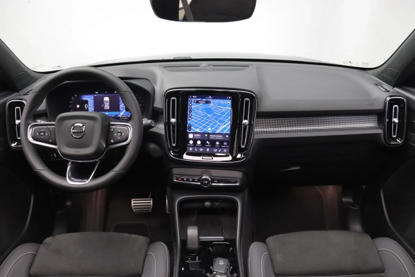 Foto do veiculo VOLVO XC40 P8 RECHARGE PURE ELECTRIC