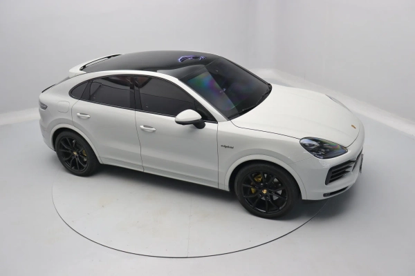 Foto do veiculo PORSCHE CAYENNE COUPé E-HYBRID PLATINUM EDITION