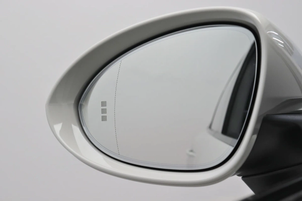 Foto do veiculo PORSCHE CAYENNE COUPé E-HYBRID PLATINUM EDITION