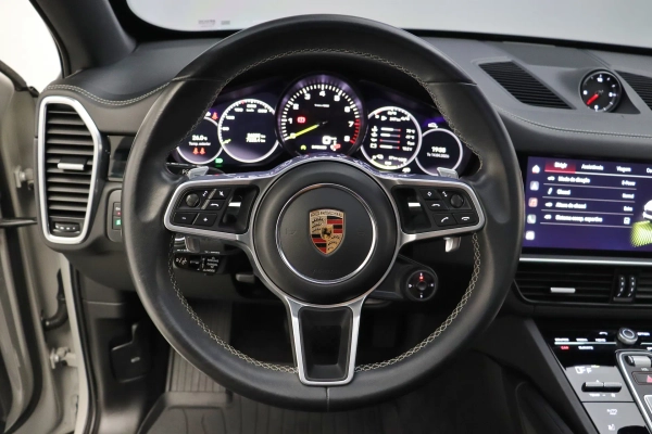 Foto do veiculo PORSCHE CAYENNE COUPé E-HYBRID PLATINUM EDITION