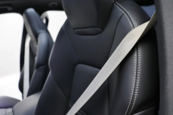 Foto do veiculo PORSCHE CAYENNE COUPé E-HYBRID PLATINUM EDITION