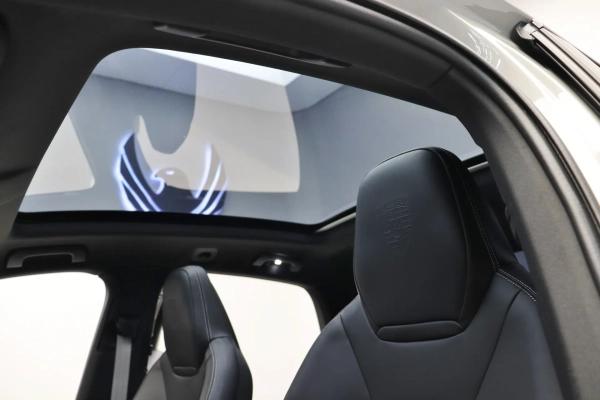 Foto do veiculo PORSCHE CAYENNE COUPé E-HYBRID PLATINUM EDITION