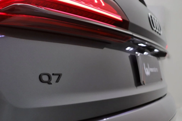 Foto do veiculo AUDI Q7 S-LINE | 7 LUGARES