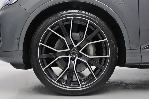 Foto do veiculo AUDI Q7 S-LINE | 7 LUGARES