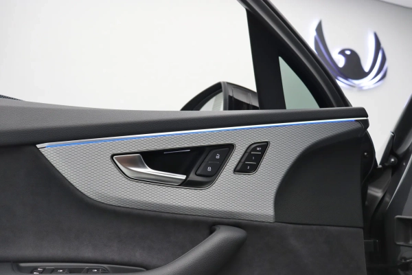 Foto do veiculo AUDI Q7 S-LINE | 7 LUGARES