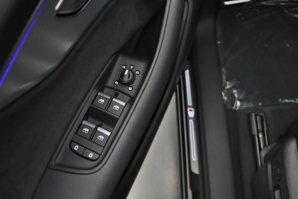 Foto do veiculo AUDI Q7 S-LINE | 7 LUGARES