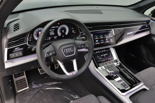 Foto do veiculo AUDI Q7 S-LINE | 7 LUGARES