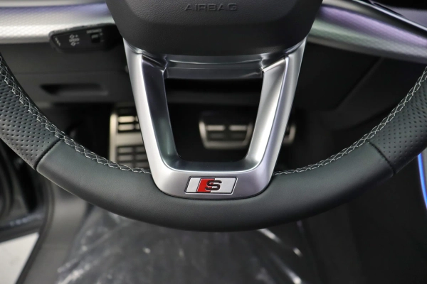 Foto do veiculo AUDI Q7 S-LINE | 7 LUGARES