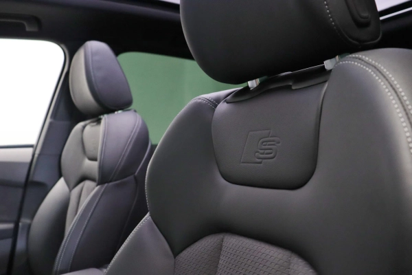 Foto do veiculo AUDI Q7 S-LINE | 7 LUGARES