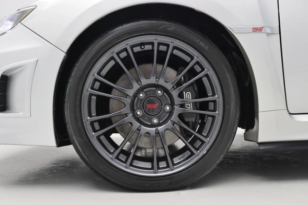 Foto do veiculo SUBARU IMPREZA WRX STI