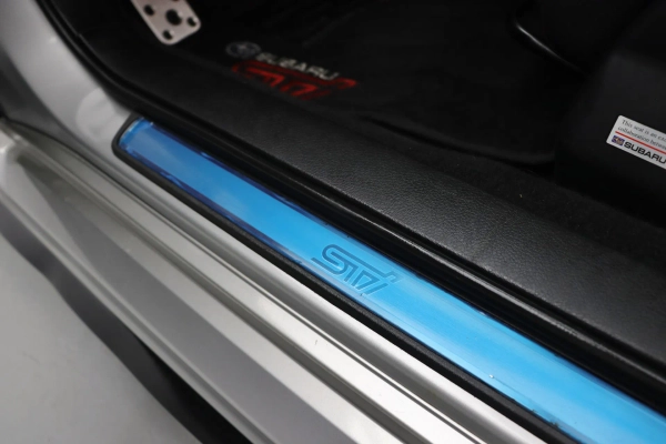 Foto do veiculo SUBARU IMPREZA WRX STI