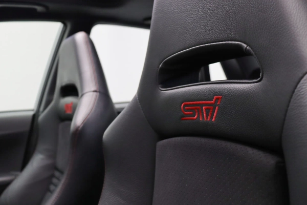 Foto do veiculo SUBARU IMPREZA WRX STI