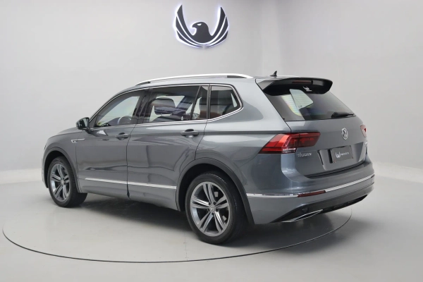 Foto do veiculo VOLKSWAGEN TIGUAN ALLSPACE R-LINE | 7 LUGARES