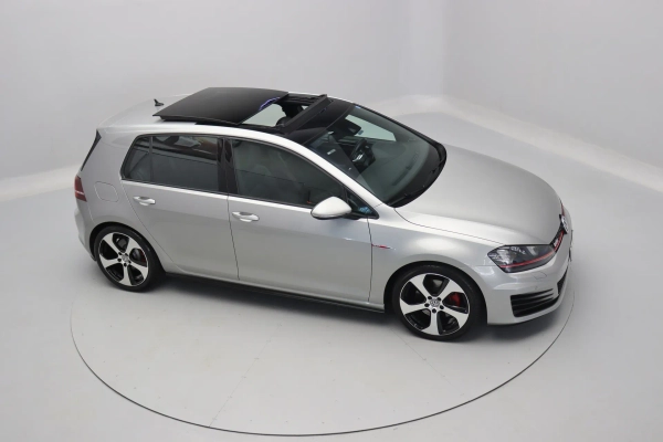 Foto do veiculo VOLKSWAGEN GOLF GTI