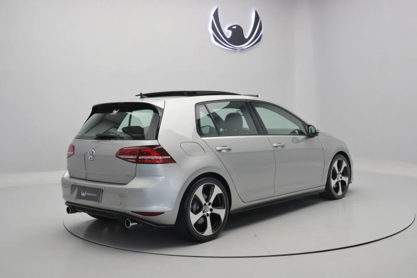 Foto do veiculo VOLKSWAGEN GOLF GTI