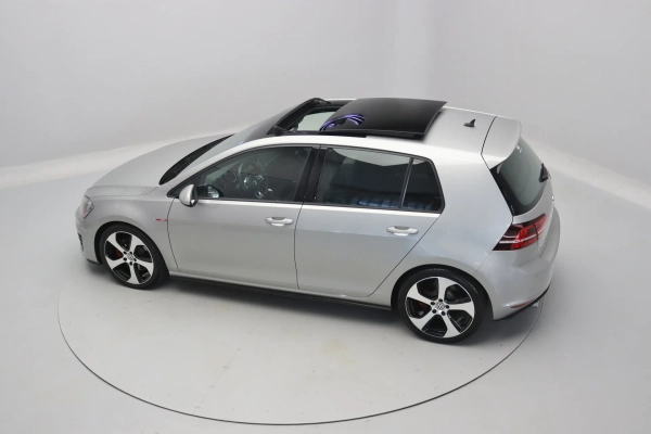 Foto do veiculo VOLKSWAGEN GOLF GTI