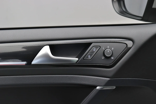 Foto do veiculo VOLKSWAGEN GOLF GTI