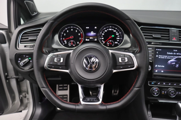Foto do veiculo VOLKSWAGEN GOLF GTI