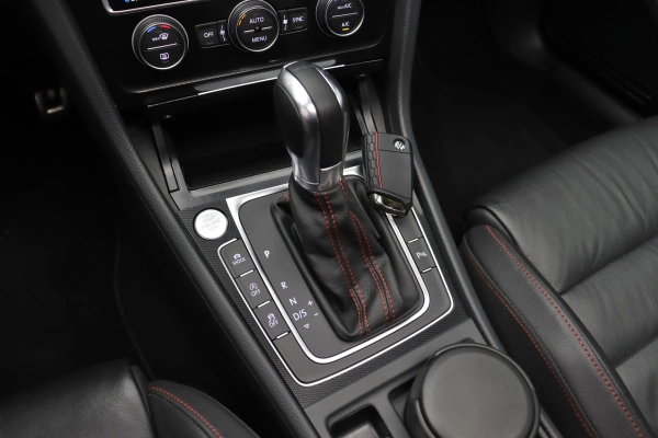 Foto do veiculo VOLKSWAGEN GOLF GTI