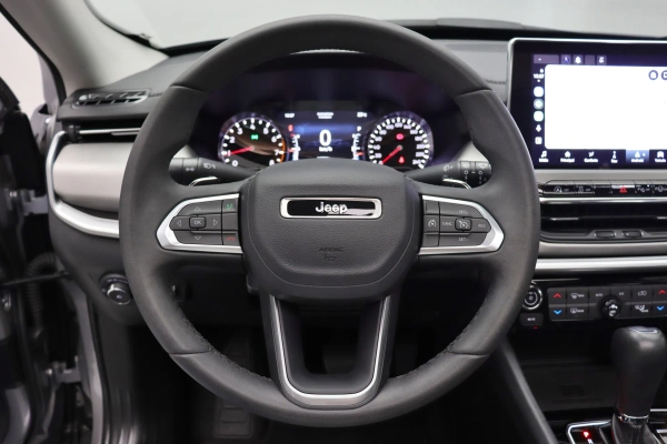 Foto do veiculo JEEP COMPASS LONGITUDE T270 FLEX