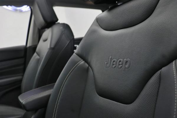 Foto do veiculo JEEP COMPASS LONGITUDE T270 FLEX