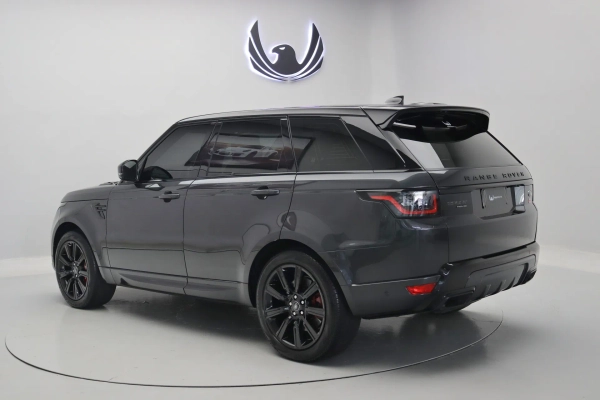 Foto do veiculo LAND ROVER RANGE ROVER SPORT P400E HSE PHEV