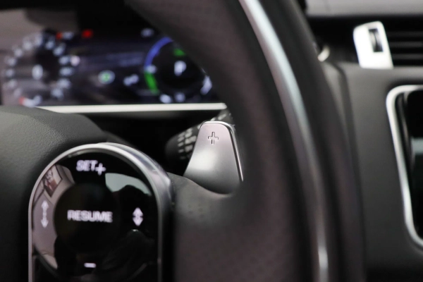 Foto do veiculo LAND ROVER RANGE ROVER SPORT P400E HSE PHEV