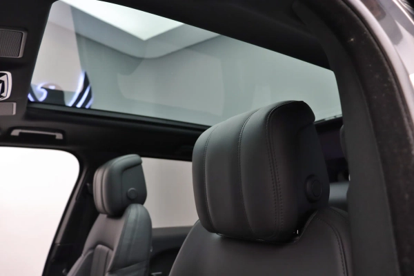 Foto do veiculo LAND ROVER RANGE ROVER SPORT P400E HSE PHEV