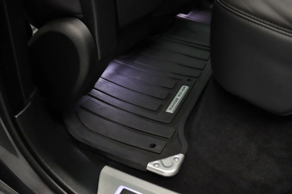 Foto do veiculo LAND ROVER RANGE ROVER SPORT P400E HSE PHEV