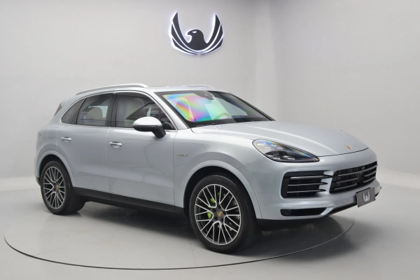 Foto do veiculo PORSCHE CAYENNE E-Hybrid