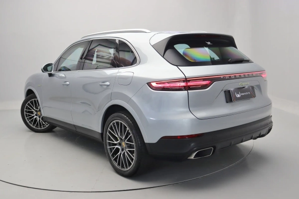 Foto do veiculo PORSCHE CAYENNE E-HYBRID