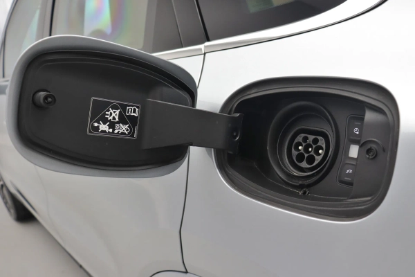 Foto do veiculo PORSCHE CAYENNE E-HYBRID