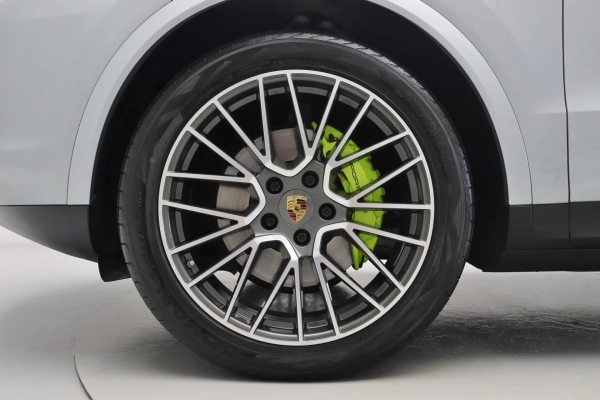 Foto do veiculo PORSCHE CAYENNE E-HYBRID