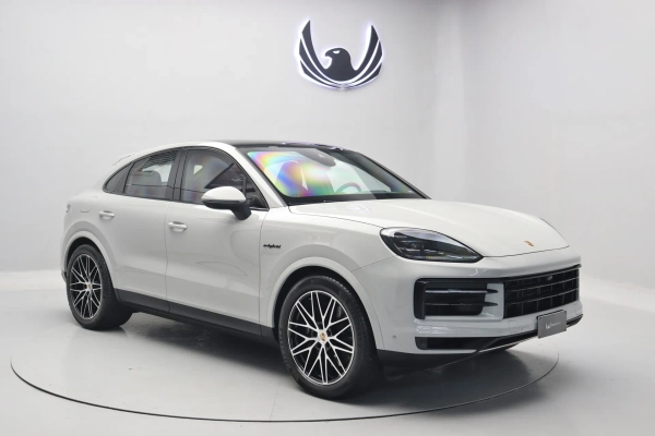 Foto do veiculo PORSCHE CAYENNE Coupé E-Hybrid