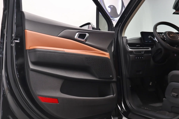 Foto do veiculo KIA CARNIVAL EX | 8 LUGARES