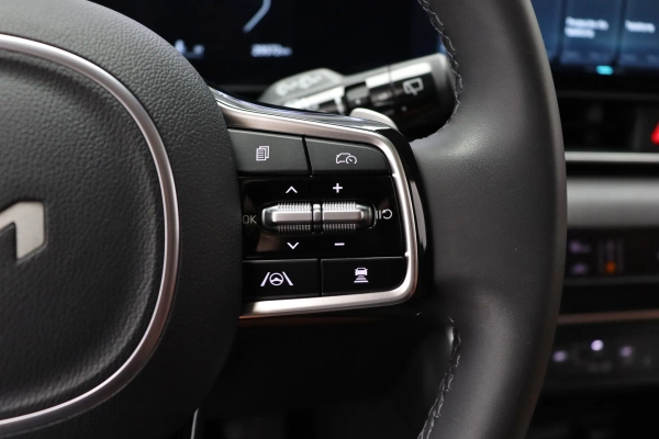 Foto do veiculo KIA CARNIVAL EX | 8 LUGARES