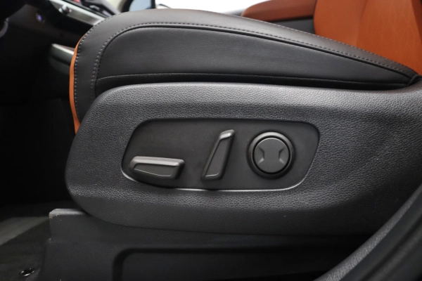 Foto do veiculo KIA CARNIVAL EX | 8 LUGARES