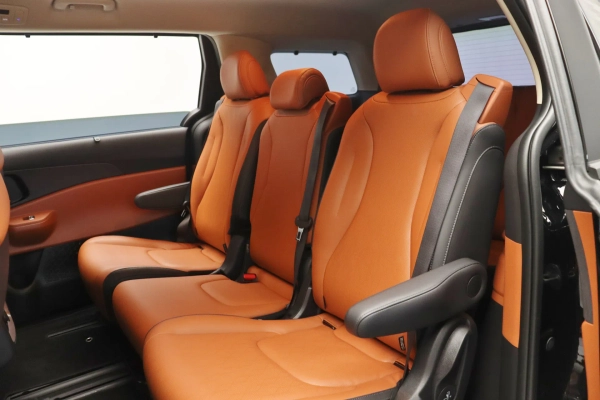 Foto do veiculo KIA CARNIVAL EX | 8 LUGARES