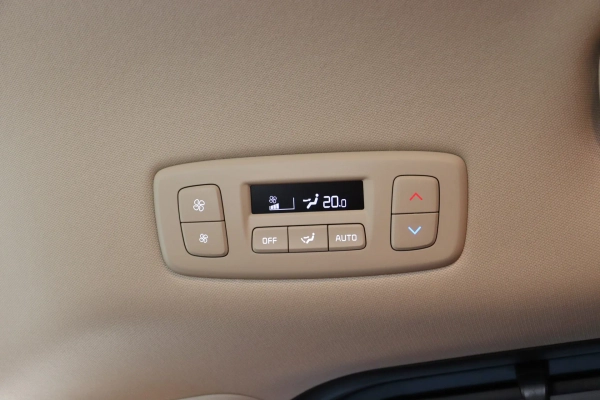 Foto do veiculo KIA CARNIVAL EX | 8 LUGARES