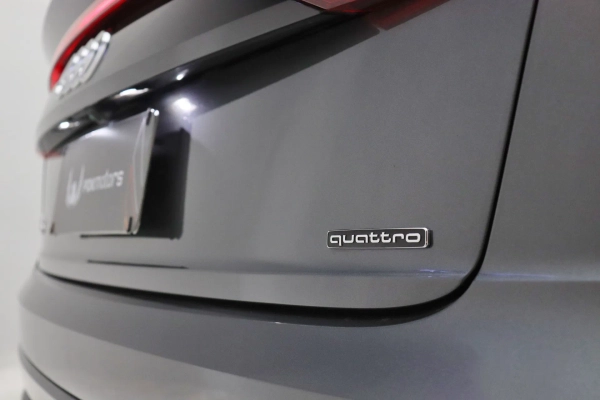 Foto do veiculo AUDI Q8 PERFORMANCE BLACK