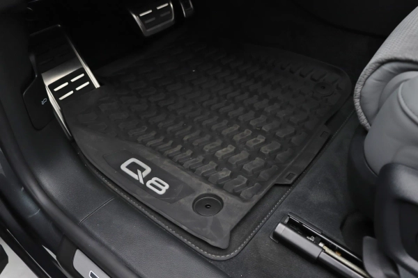 Foto do veiculo AUDI Q8 PERFORMANCE BLACK