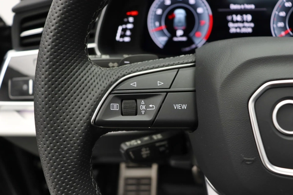 Foto do veiculo AUDI Q8 PERFORMANCE BLACK