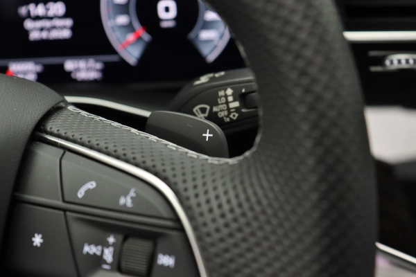 Foto do veiculo AUDI Q8 PERFORMANCE BLACK