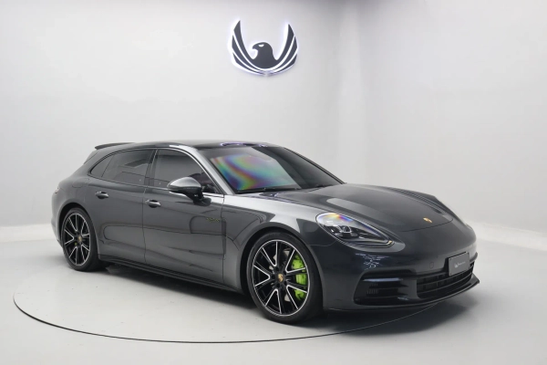 Foto do veiculo PORSCHE PANAMERA 4 E-Hybrid Sport Turismo