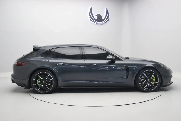 Foto do veiculo PORSCHE PANAMERA 4 E-HYBRID SPORT TURISMO